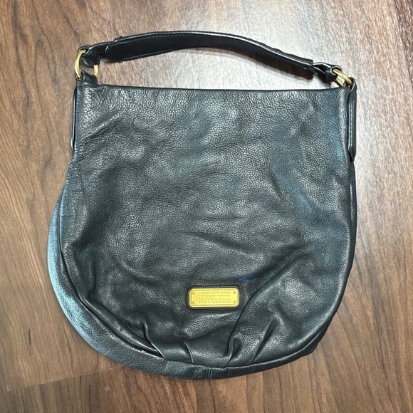 MARC JACOBS 'Classic Q' Pebbled Leather Bucket Hillier Hobo Bag Tote - Picture 1 of 6